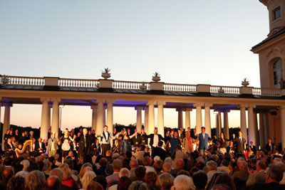 Melanie Spitau in Frau Luna. Foto: Horst Schmeck